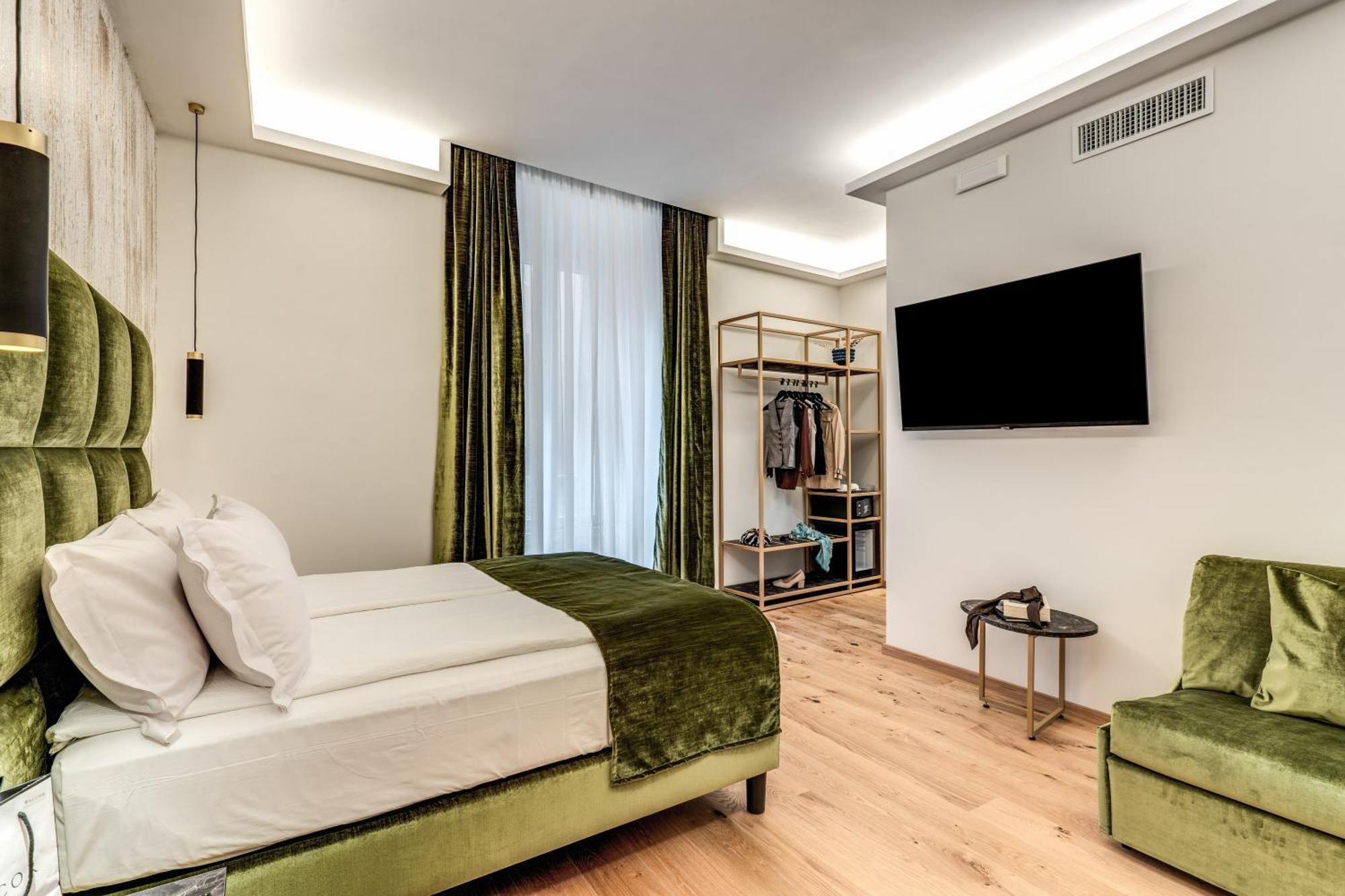 Goldoni 47 Hotel Rome Bagian luar foto
