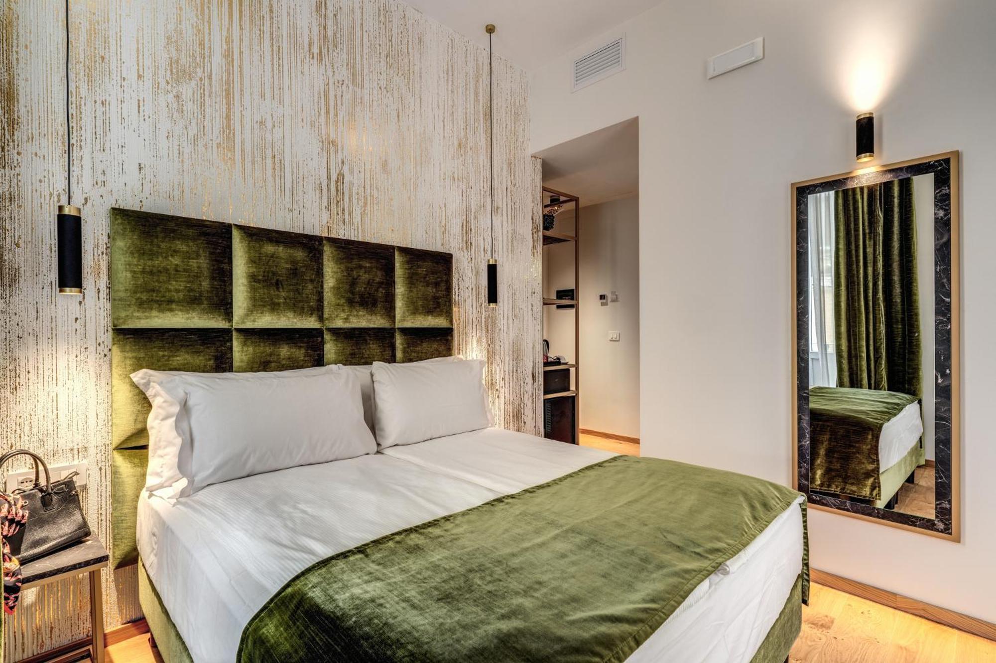 Goldoni 47 Hotel Rome Bagian luar foto