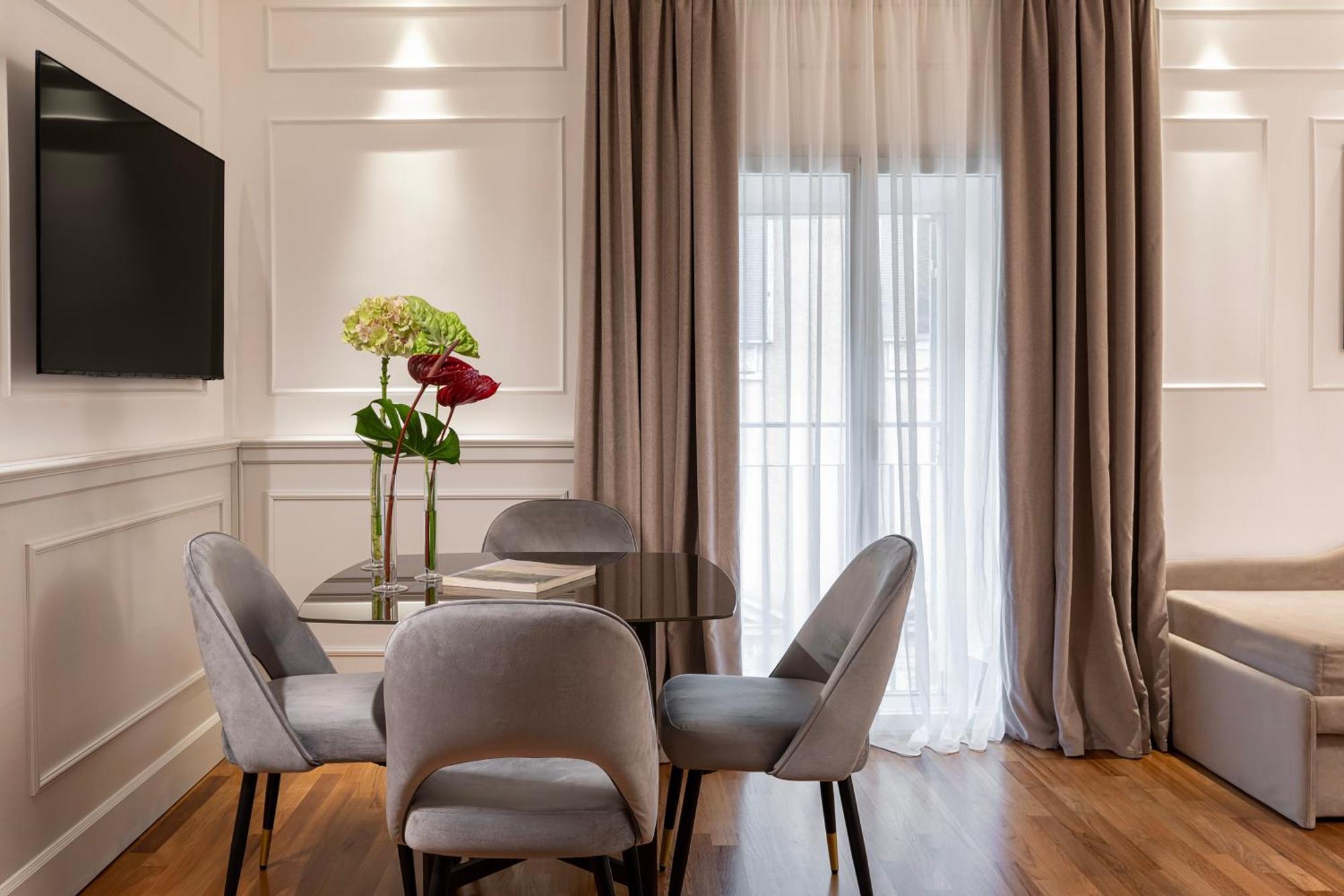 Goldoni 47 Hotel Rome Bagian luar foto