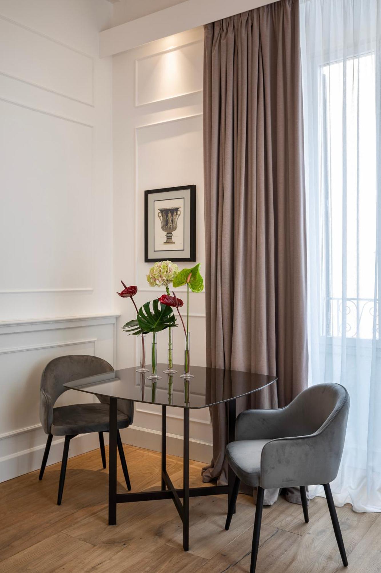 Goldoni 47 Hotel Rome Bagian luar foto
