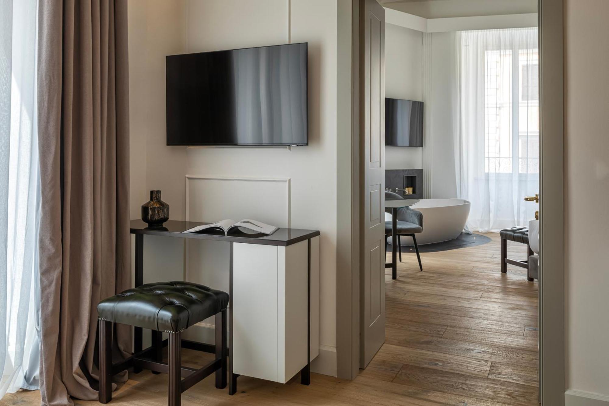Goldoni 47 Hotel Rome Bagian luar foto