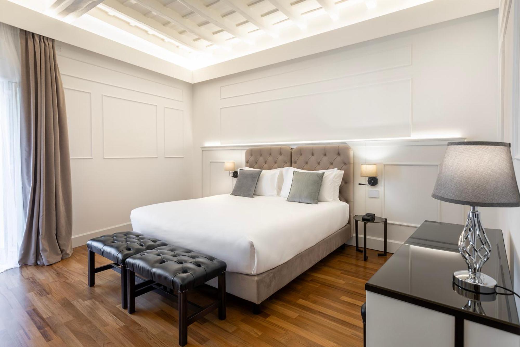 Goldoni 47 Hotel Rome Bagian luar foto